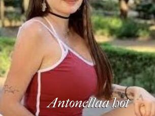 Antonellaa_hot