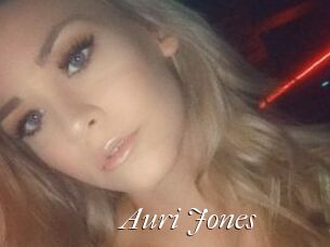 Auri_Jones