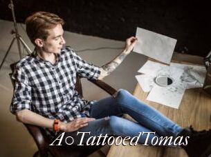 A0TattooedTomas