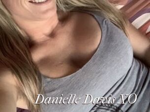 Danielle_Davis_XO