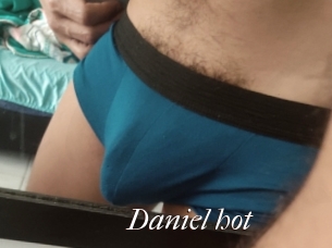 Daniel_hot
