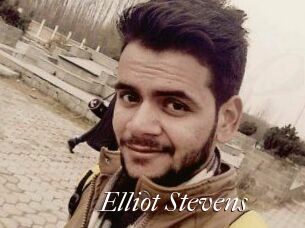 Elliot_Stevens