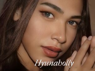 Hyunaholly