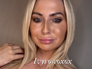 Ivyroseoxox