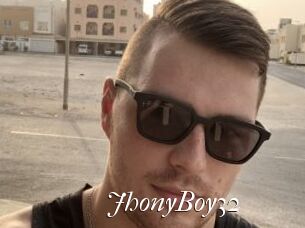 JhonyBoy32