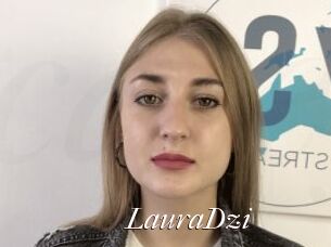 LauraDzi