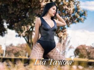 Lia_Tayloor