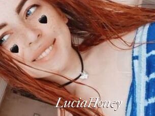 LuciaHoney
