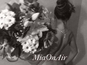 MiaOnAir