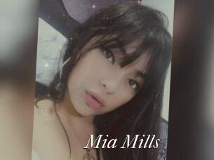 Mia_Mills