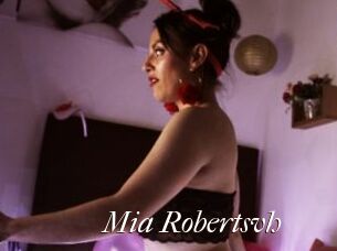 Mia_Robertsvh