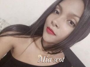 Mia_scot