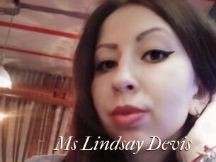 Ms_Lindsay_Devis