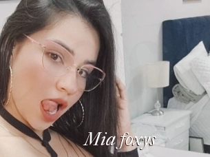 Mia_foxys