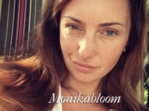 Monikabloom