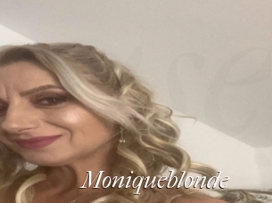 Moniqueblonde