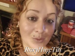 RoxyHugeTits