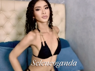 seleneoganda Cam Sexy