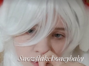 Snowflakehoneybaby