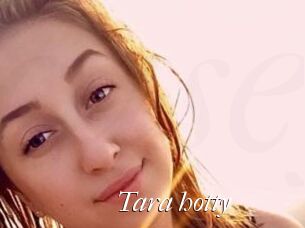 Tara_hotty