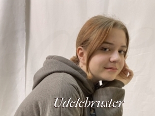 Udelebruster