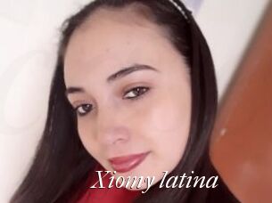 Xiomy_latina